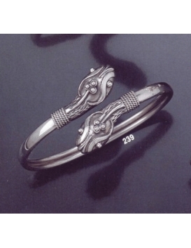 239 Double headed ornate sterling silver snake-heads bracelet