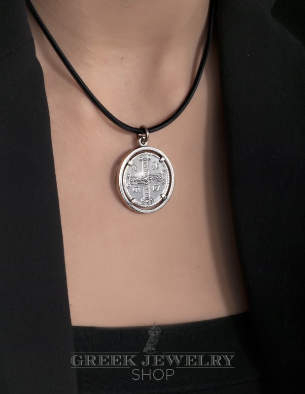 Genuine 925 Sterling Silver 16mm Jesus Christ Medallion Coin Pendant