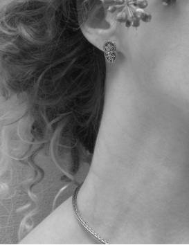 1265 Large Hercules-knot/Gordian knot vintage earrings